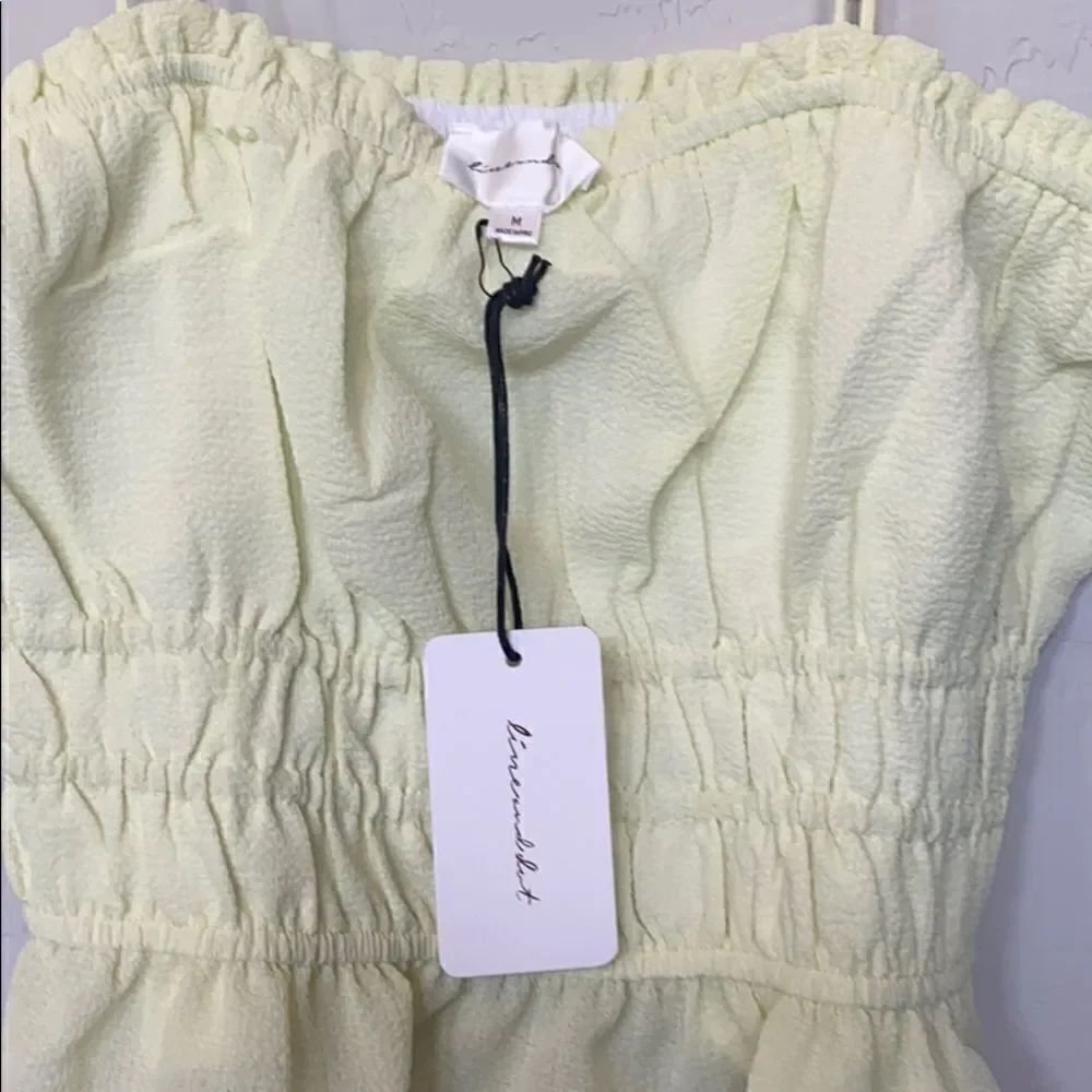Line & Dot Smocked Cami Top - Picture 7 of 9